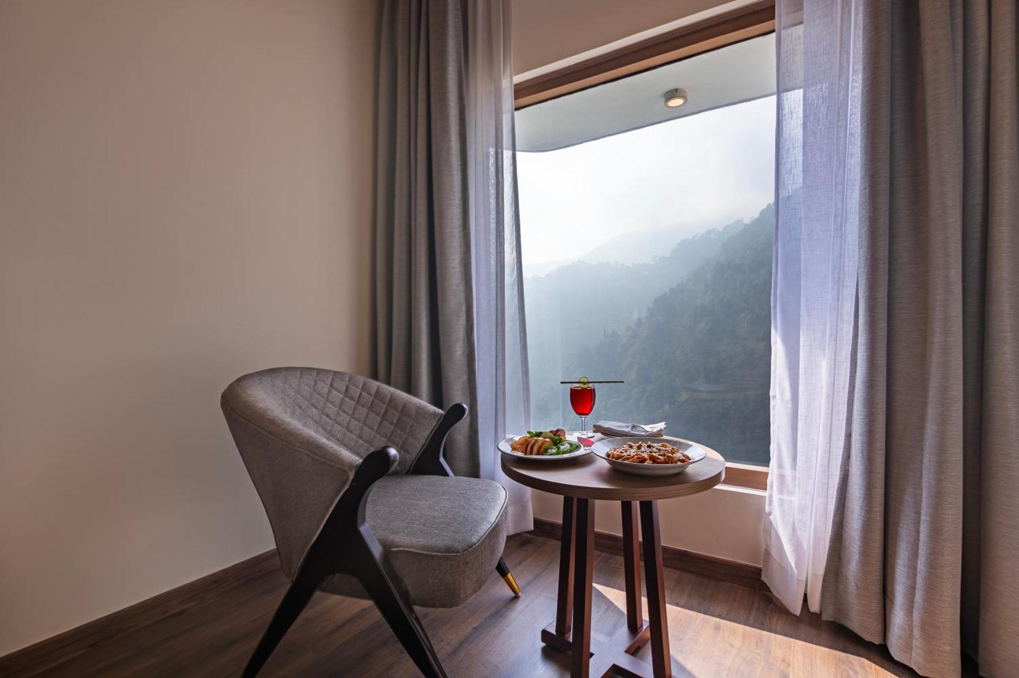 Sterling Nainital Hotel Bagian luar foto