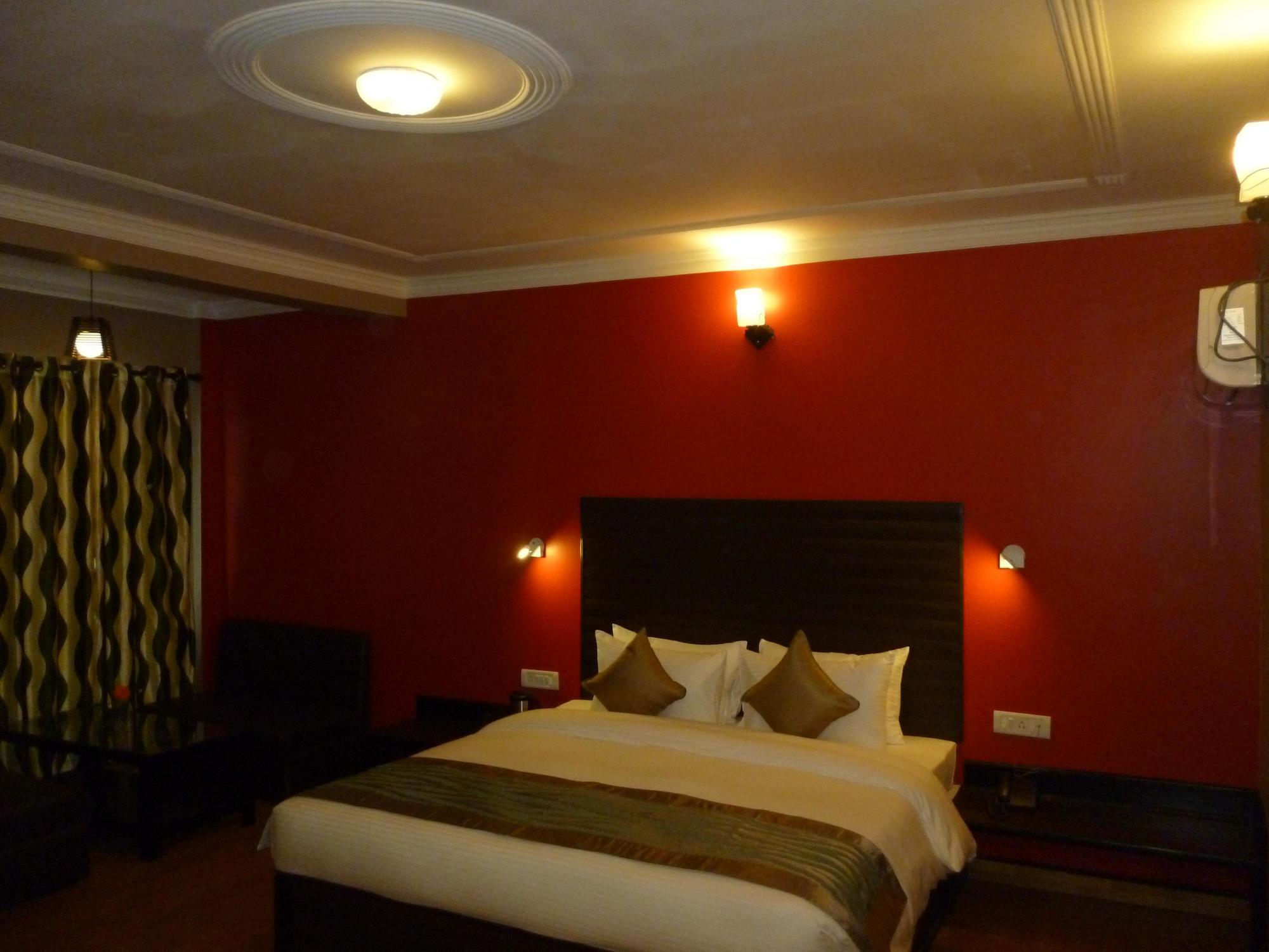 Sterling Nainital Hotel Bagian luar foto